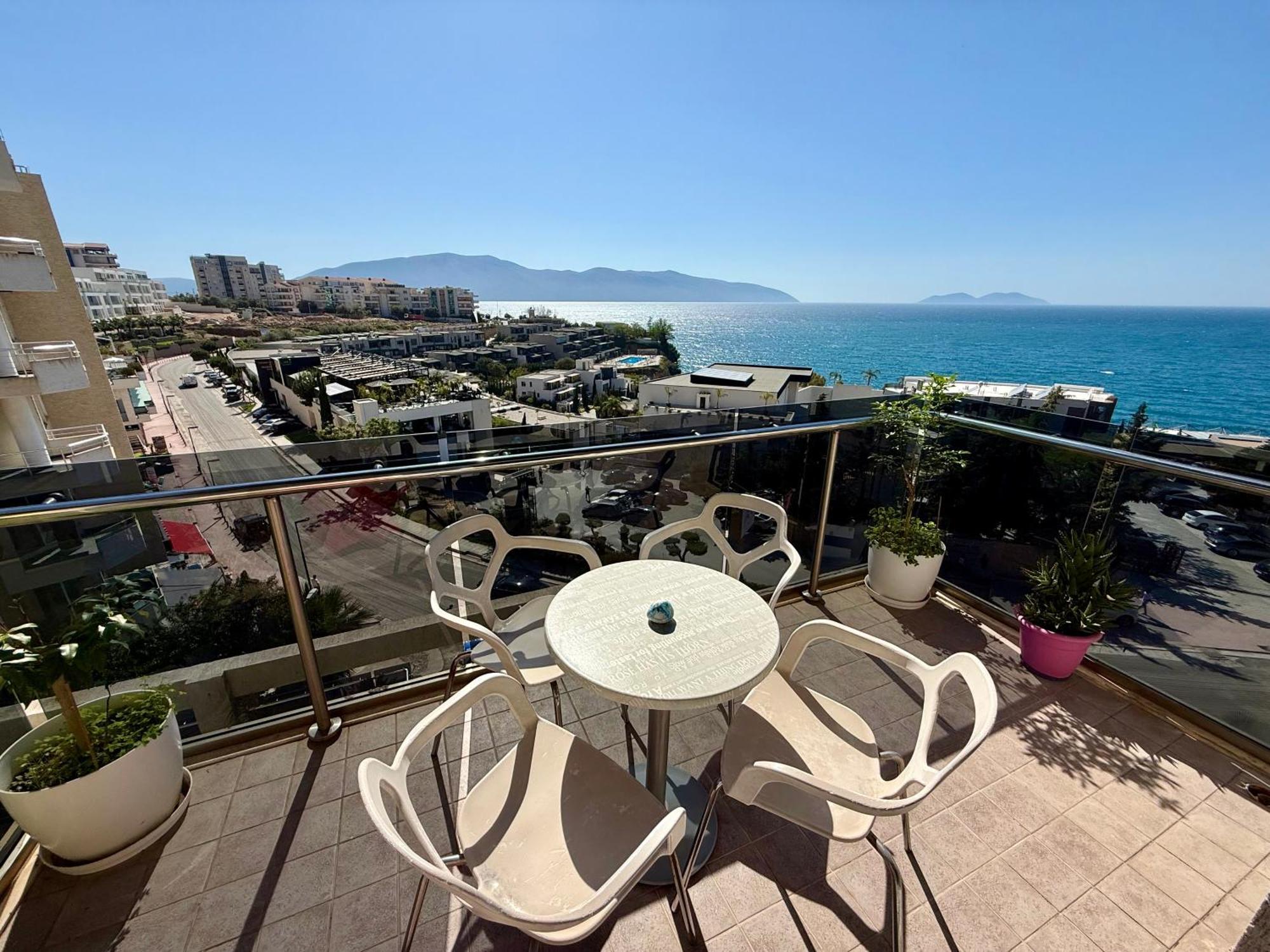 Spectacular Seaview Apartment Vlore Ngoại thất bức ảnh