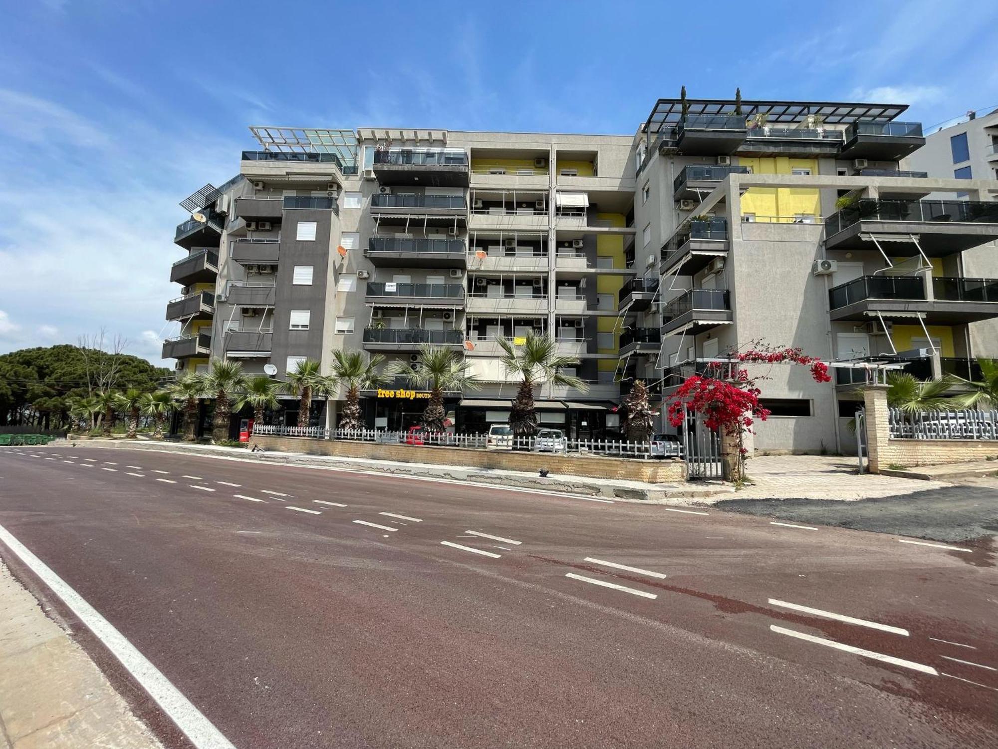 Spectacular Seaview Apartment Vlore Ngoại thất bức ảnh